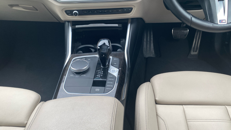 BMW 3 Series 320i xDrive M Sport 4dr Step Auto [Pro Pack] Petrol Saloon